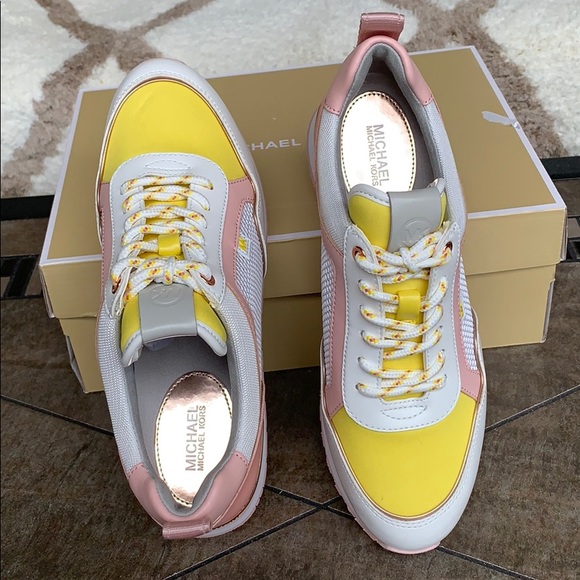 MICHAEL KORS MADDY TRAINER MESH OPTIC WHITE - Picture 7 of 16